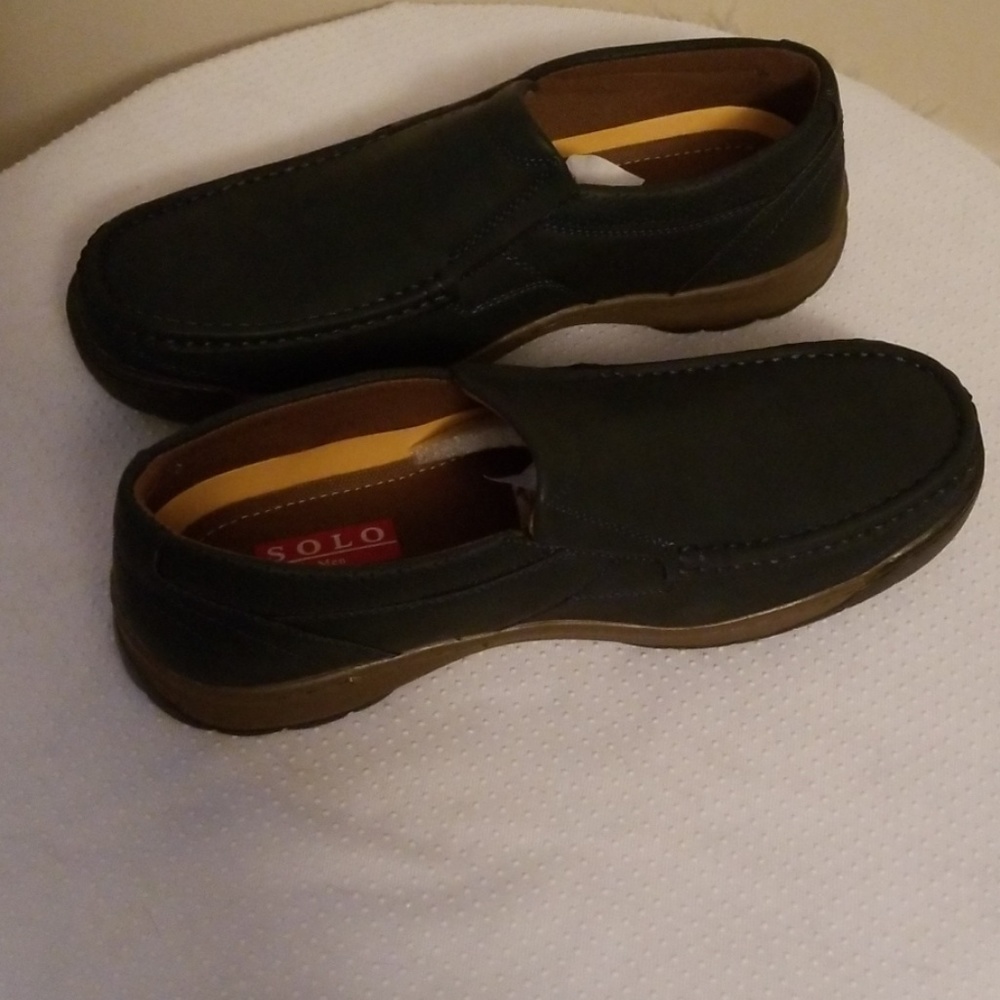 Mens shoes